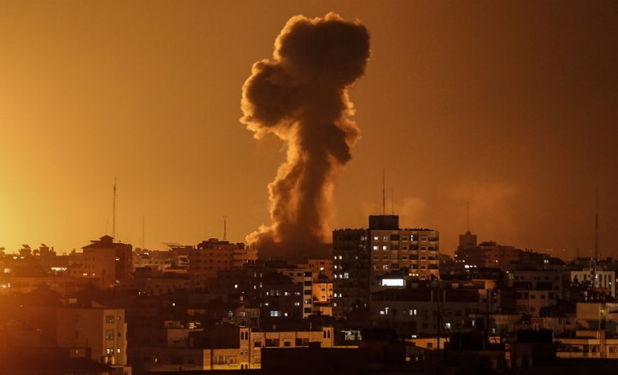 هجوم إسرائيلي على سفينة أسطول الحرية: تفاصيل جديدة عن الحصار على غزة هجوم إسرائيلي على سفينة أسطول الحرية: تفاصيل جديدة عن الحصار على غزة