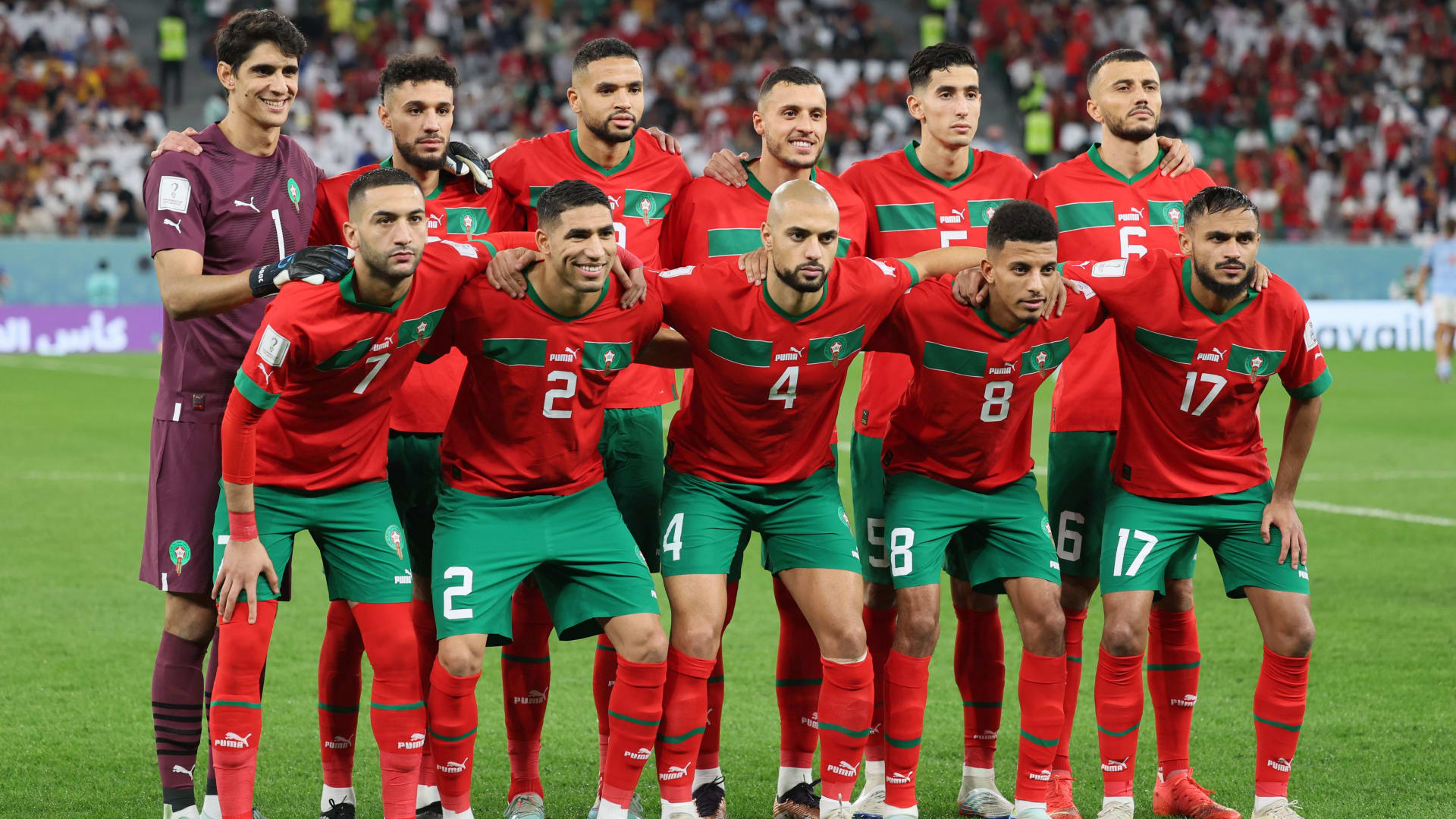 حكايات المدخنين في عالم كرة القدم: من نجوم إلى أساطير حكايات المدخنين في عالم كرة القدم: من نجوم إلى أساطير