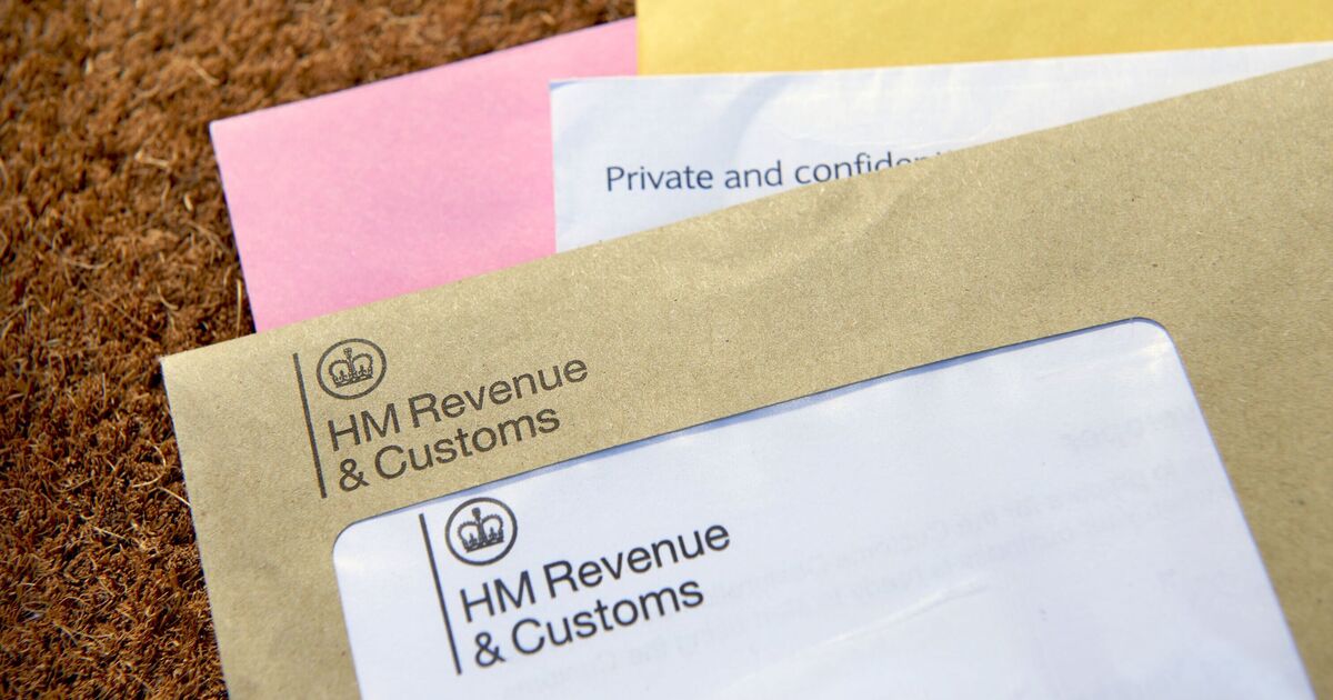 HMRC Tax Letters: UK Households Earning Over £23,000 Targeted HMRC Tax Letters: UK Households Earning Over £23,000 Targeted
