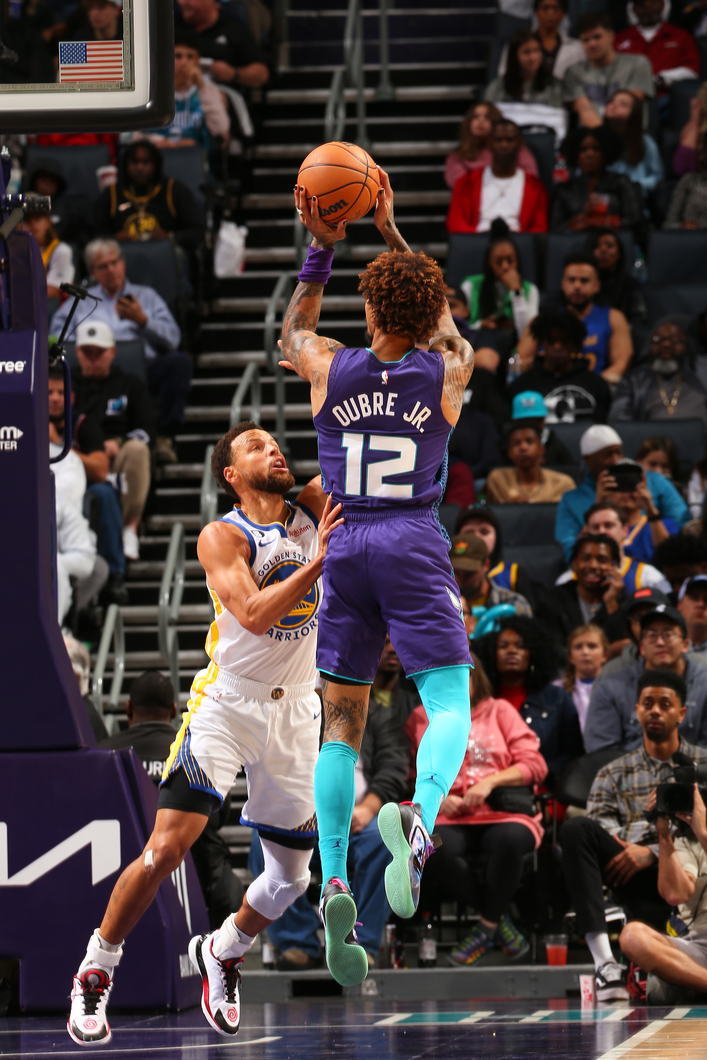 Hornets Fall To Warriors, Suffering Seventh Consecutive Defeat Hornets Fall To Warriors, Suffering Seventh Consecutive Defeat