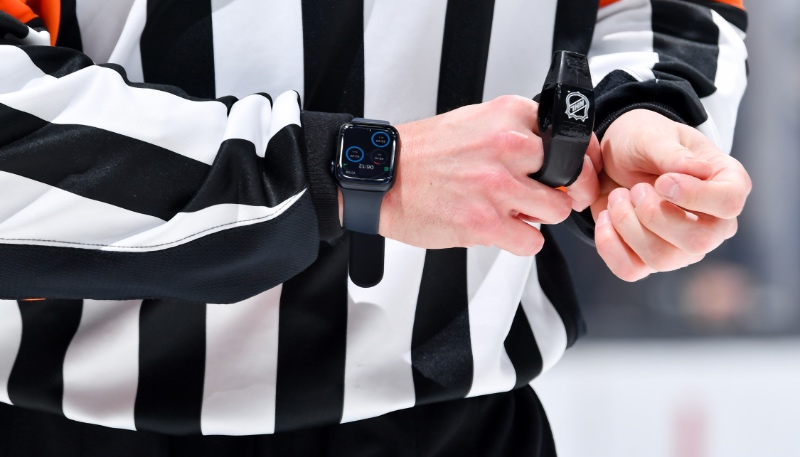 How Apple Watches Enhance NHL Referee Performance How Apple Watches Enhance NHL Referee Performance