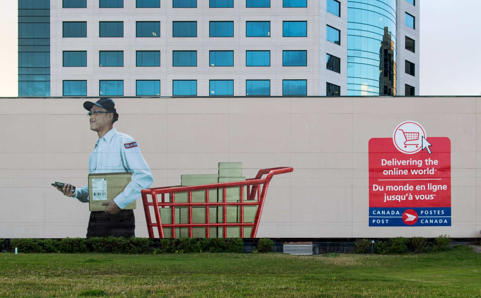 How Canada Post's Problems Benefit Rival Delivery Companies How Canada Post's Problems Benefit Rival Delivery Companies