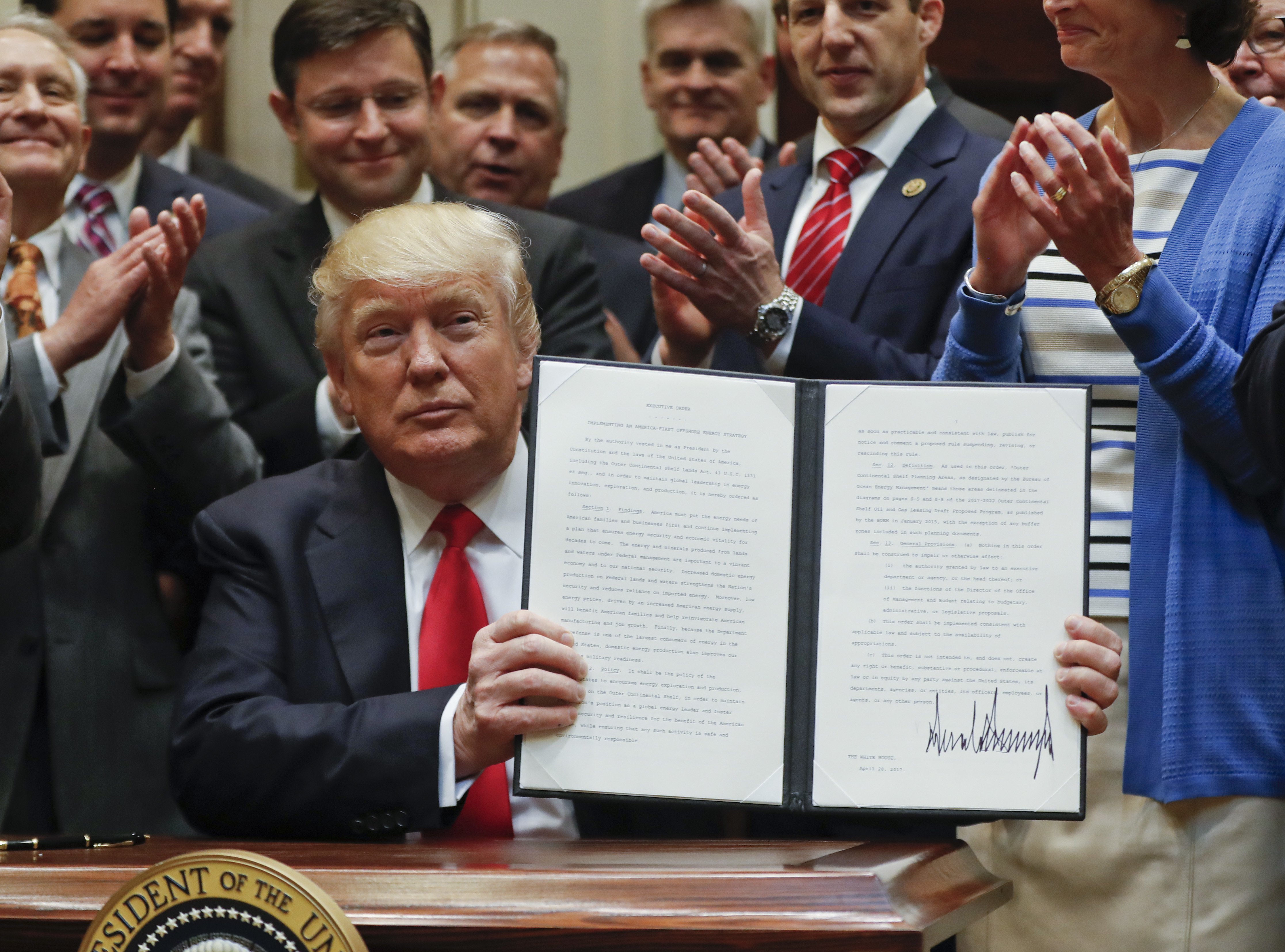 How Trump's Executive Orders Affected The Transgender Community: Personal Accounts How Trump's Executive Orders Affected The Transgender Community: Personal Accounts