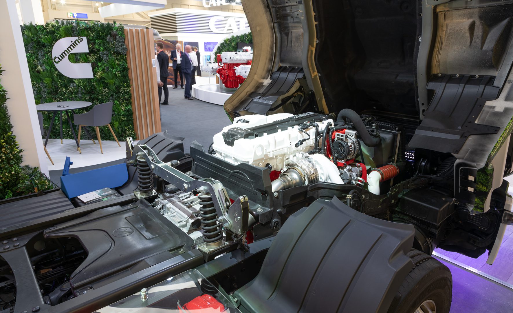 Hydrogen Engine Breakthrough: Cummins And Partners Celebrate Success Hydrogen Engine Breakthrough: Cummins And Partners Celebrate Success