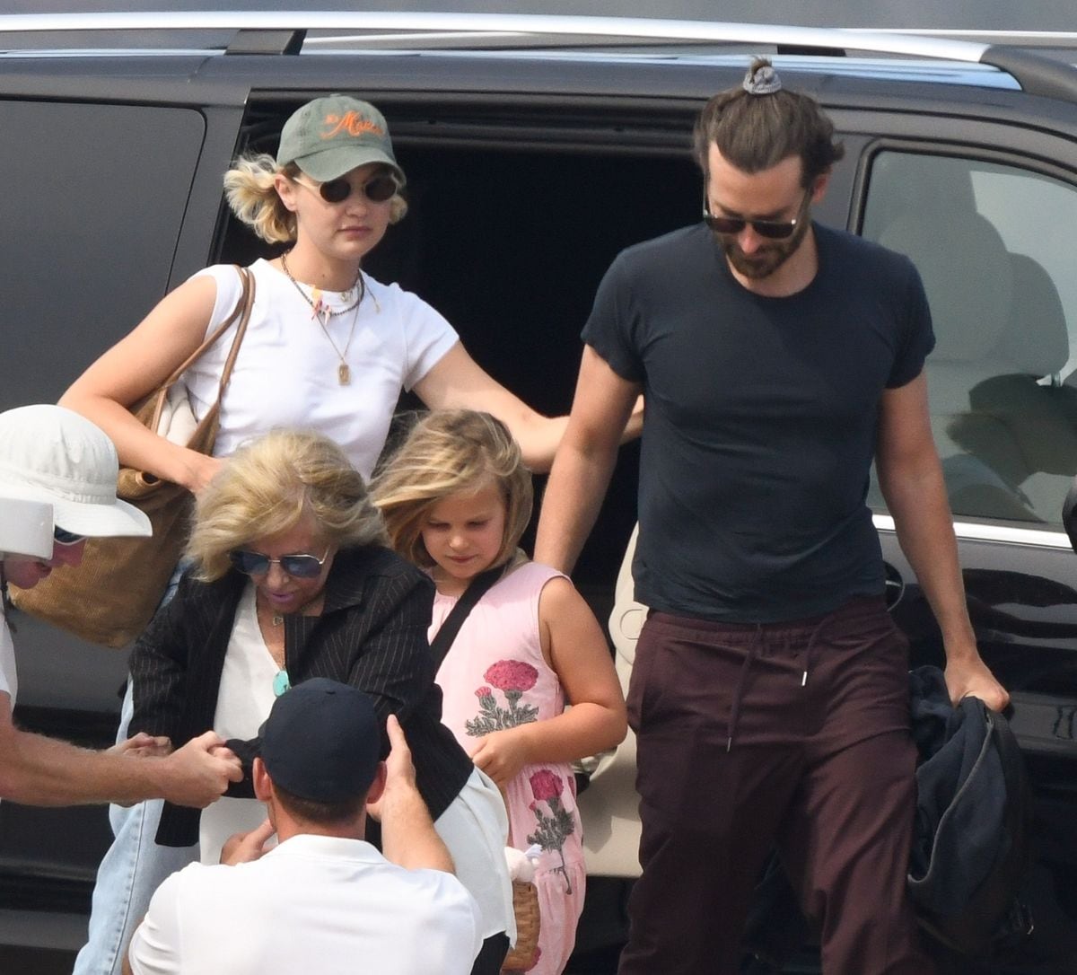 Instagram Official: Gigi Hadid And Bradley Cooper Celebrate Her 30th Birthday Instagram Official: Gigi Hadid And Bradley Cooper Celebrate Her 30th Birthday