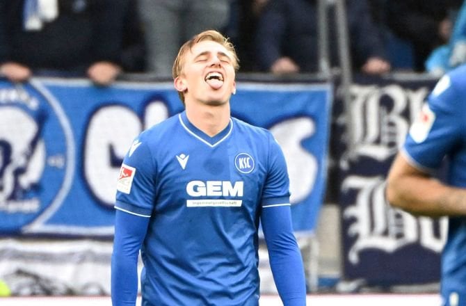 Intet Er Besluttet Endnu: Analyse Af Aktuelle Fodboldtransfers Intet Er Besluttet Endnu: Analyse Af Aktuelle Fodboldtransfers
