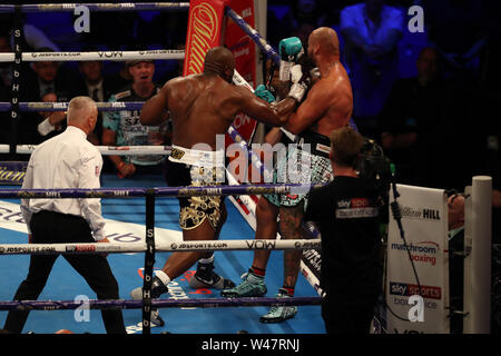Intriguing WBC Final Eliminator: Cissokho Takes On Kavaliauskas