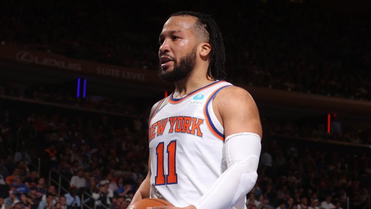 Jalen Brunson's Ankle Injury: Knicks Exit Lakers Game In Overtime Jalen Brunson's Ankle Injury: Knicks Exit Lakers Game In Overtime