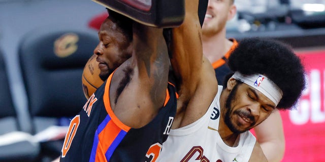 Jarrett Allen's Explosive Dunk Propels Cavs Past Knicks