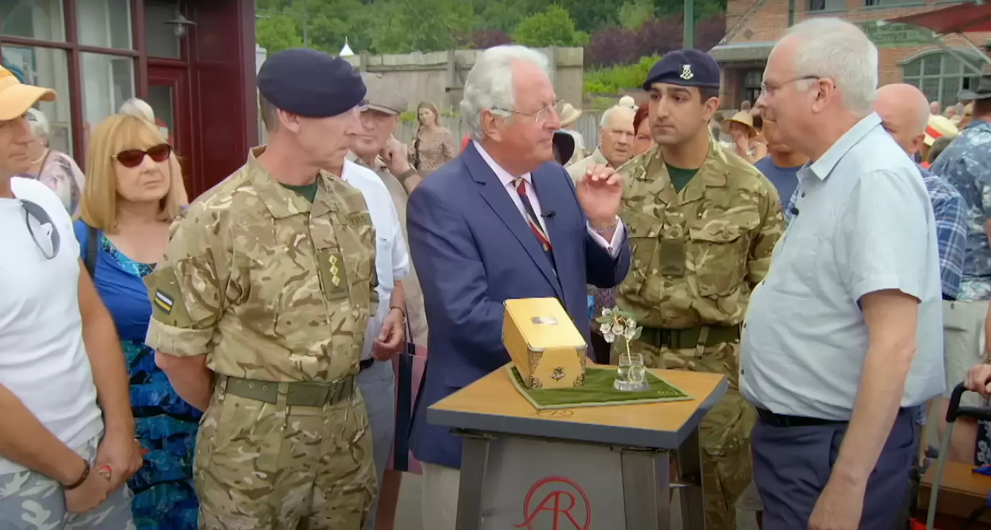 Jaw-Dropping Antiques Roadshow Discovery Leads To Couple's Arrest For Trafficking National Treasure Jaw-Dropping Antiques Roadshow Discovery Leads To Couple's Arrest For Trafficking National Treasure