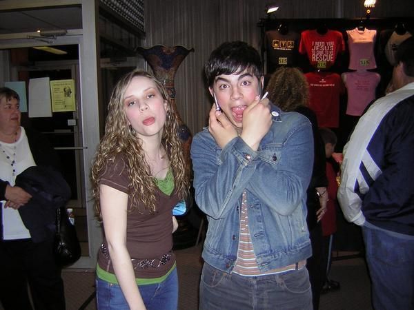 Joe Jonas's Mature Response To A Fan Couple's Argument Joe Jonas's Mature Response To A Fan Couple's Argument
