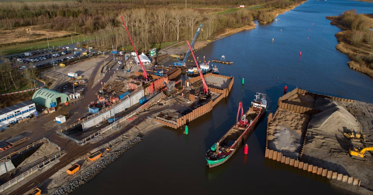 Juridische Strijd: Kampen Eist Aansluiting Op Stroomnet Van Enexis Juridische Strijd: Kampen Eist Aansluiting Op Stroomnet Van Enexis