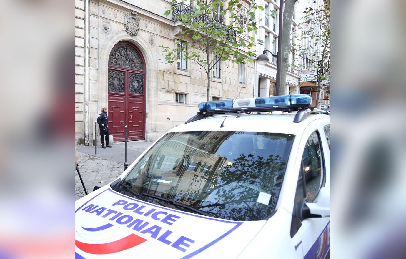 Kardashian Testifies On Near-Fatal Paris Robbery Experience Kardashian Testifies On Near-Fatal Paris Robbery Experience