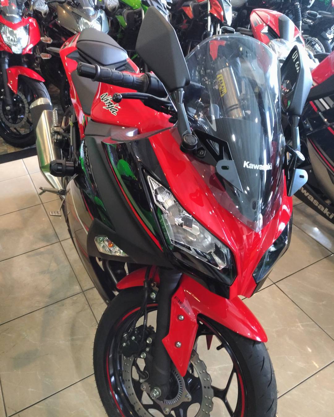 Kawasaki Versys-X 250 2025: Spesifikasi Dan Pilihan Warna Terbaru Kawasaki Versys-X 250 2025: Spesifikasi Dan Pilihan Warna Terbaru