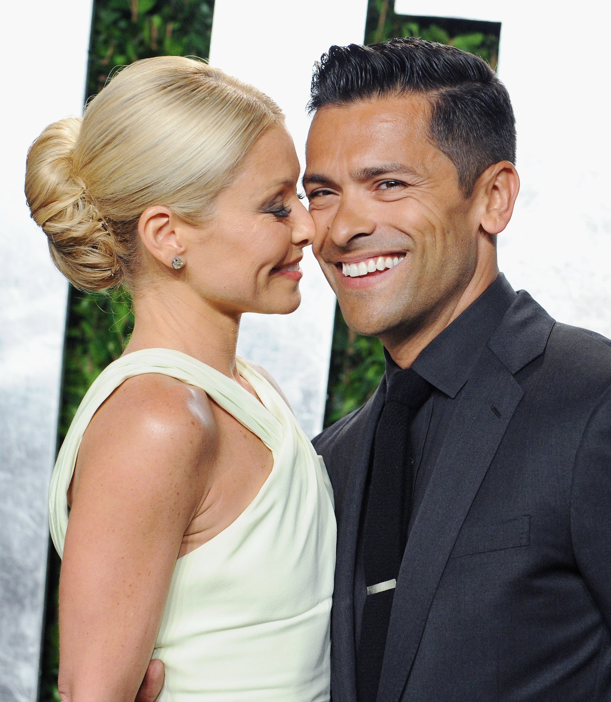 Kelly Ripa And Mark Consuelos' Pop-Up Studio: Fan Feedback And First Impressions Kelly Ripa And Mark Consuelos' Pop-Up Studio: Fan Feedback And First Impressions
