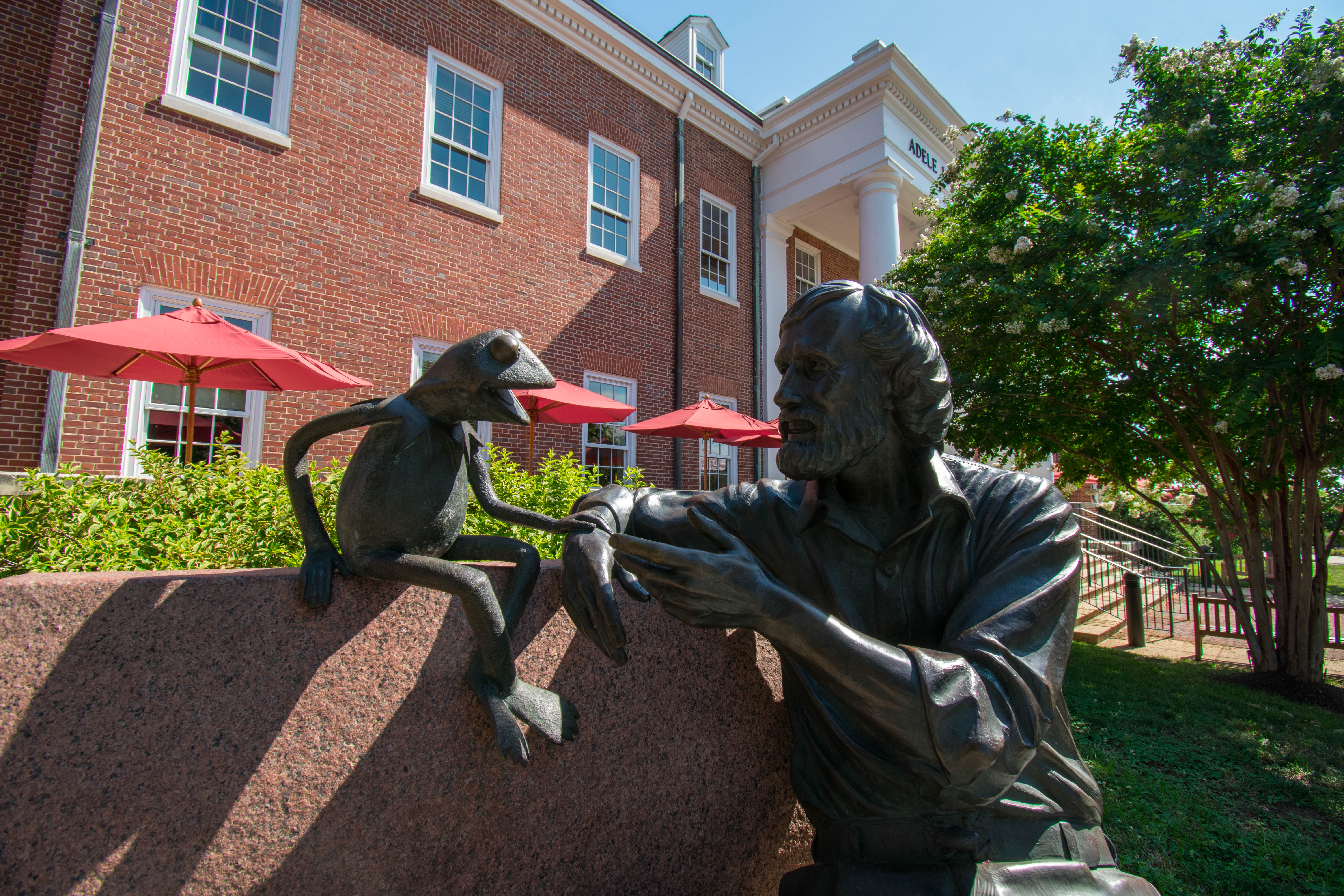 Kermit The Frog: Confirmed 2025 UMD Commencement Speaker Kermit The Frog: Confirmed 2025 UMD Commencement Speaker