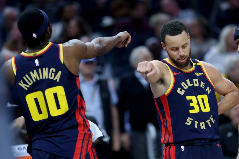Kuminga's Return Fuels Warriors Victory: Curry, Kerr Hit Milestones Against Kings Kuminga's Return Fuels Warriors Victory: Curry, Kerr Hit Milestones Against Kings