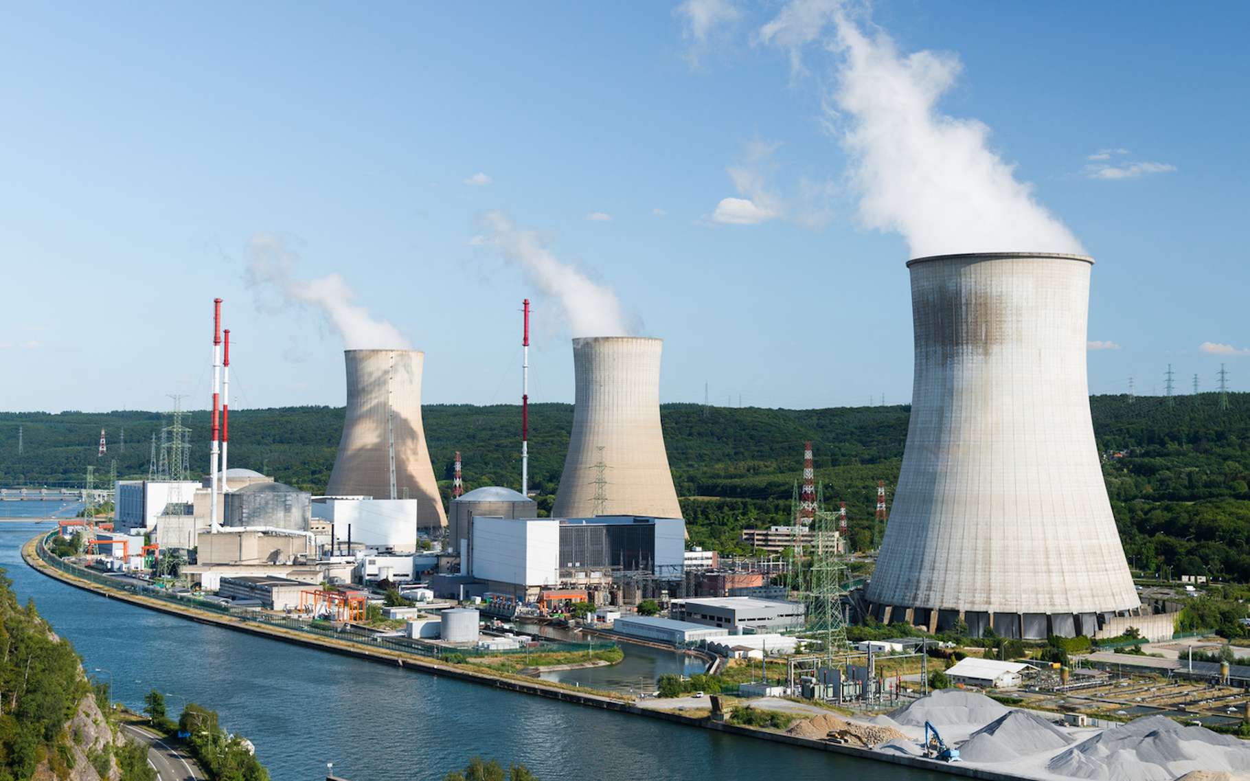 La France Et Son Bouclier Nucléaire : Une Stratégie Européenne ? La France Et Son Bouclier Nucléaire : Une Stratégie Européenne ?