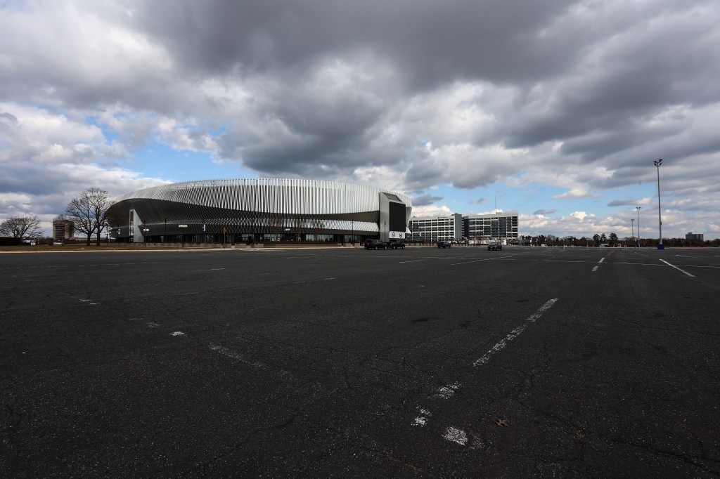 Las Vegas Sands Withdraws $4B Nassau Coliseum Casino Bid Las Vegas Sands Withdraws $4B Nassau Coliseum Casino Bid