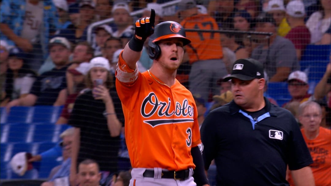 Late-Game Heroics: Gurriel's Pinch-Hit RBI Single Leads Padres To Win Against Braves Late-Game Heroics: Gurriel's Pinch-Hit RBI Single Leads Padres To Win Against Braves