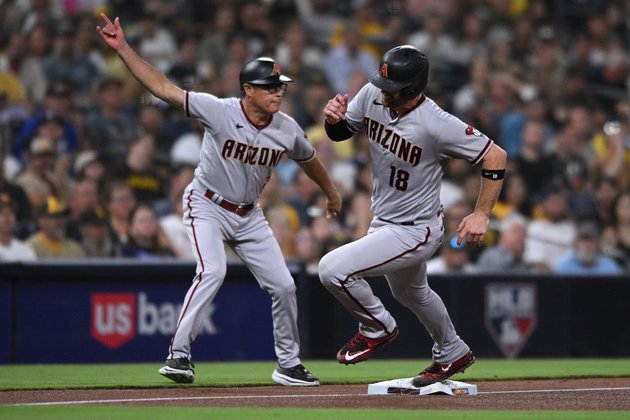 Late-Game Heroics: Gurriel's RBI Single Propels Padres To 1-0 Win Over Braves Late-Game Heroics: Gurriel's RBI Single Propels Padres To 1-0 Win Over Braves
