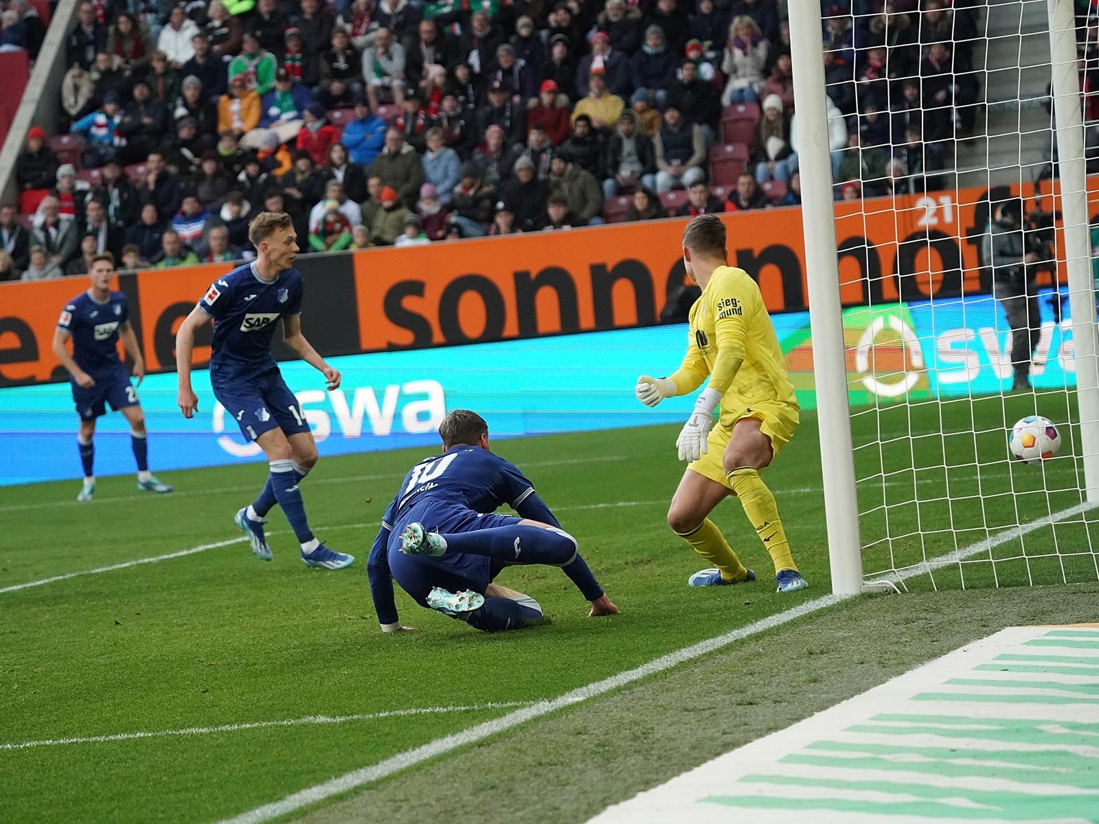 Late Kramarić Penalty: Hoffenheim Hold Augsburg To A Draw Late Kramarić Penalty: Hoffenheim Hold Augsburg To A Draw