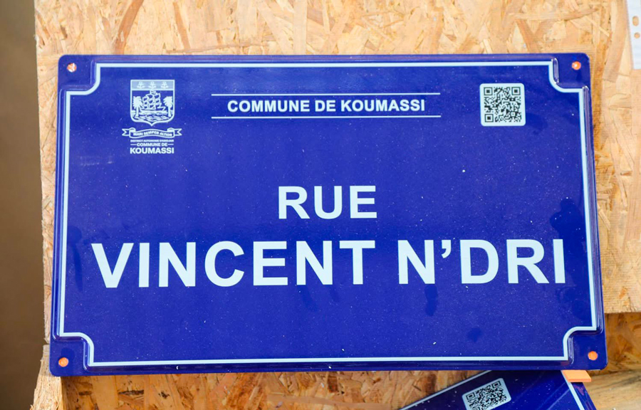 Le Projet D'Adressage D'Abidjan: Avancée Et Chiffres Clés (14 279 Voies) Le Projet D'Adressage D'Abidjan: Avancée Et Chiffres Clés (14 279 Voies)