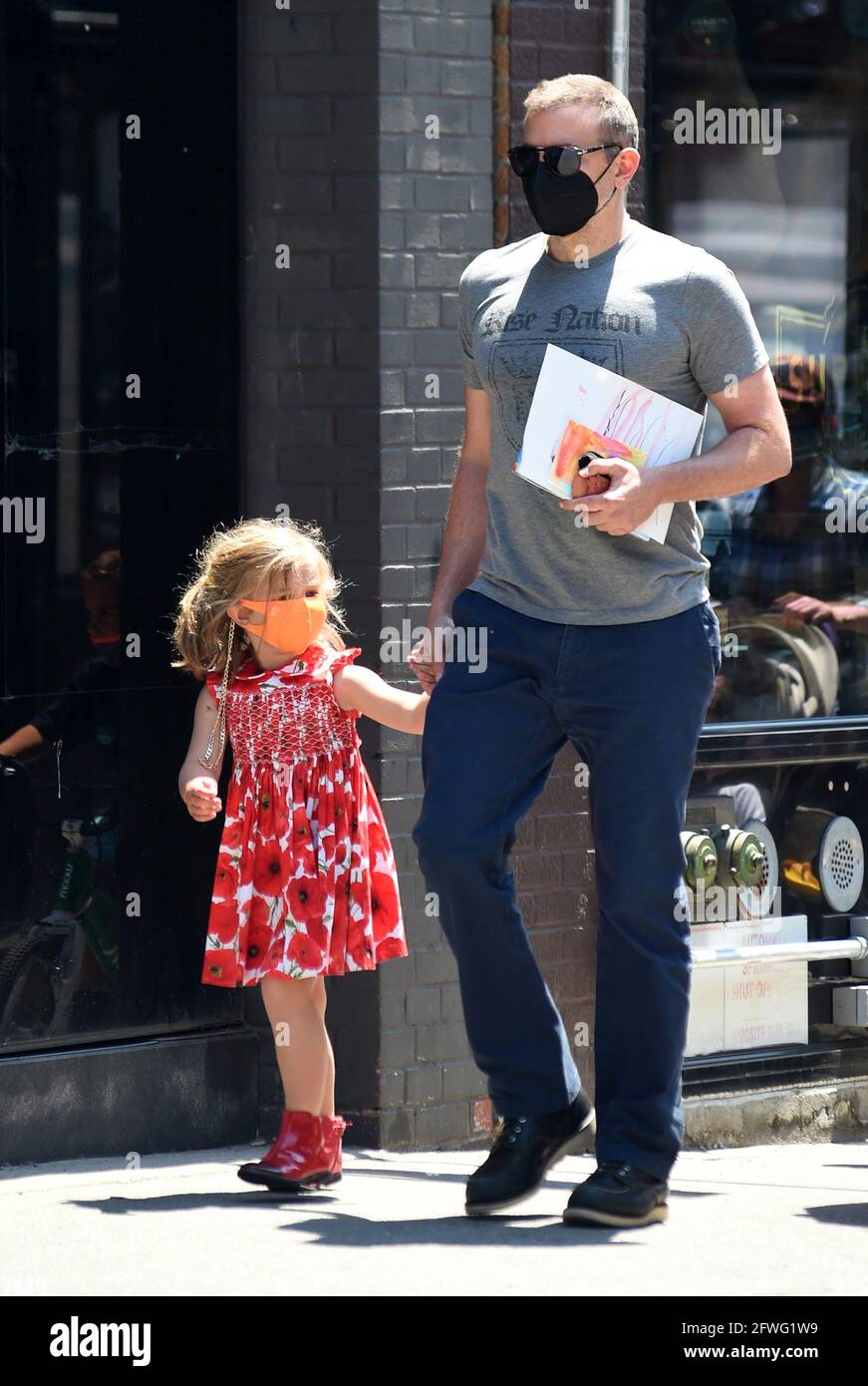 Lea De Seine Shayk Cooper And Bradley Cooper's Super Bowl 2025 Appearance Lea De Seine Shayk Cooper And Bradley Cooper's Super Bowl 2025 Appearance