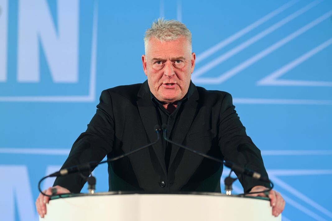 Lee Anderson Accuses Rupert Lowe: A Major Blow To Conservative Unity Lee Anderson Accuses Rupert Lowe: A Major Blow To Conservative Unity