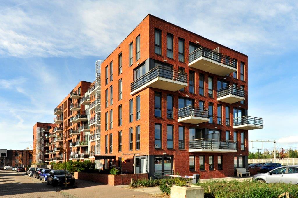 Legal Challenge To Rent Freeze: Housing Corporations Vs. Minister Legal Challenge To Rent Freeze: Housing Corporations Vs. Minister