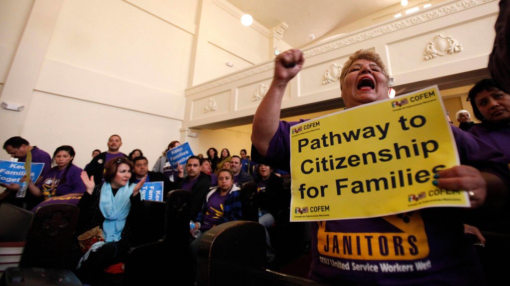 Legislators Condemn Influx Of Undocumented Migrant Laborers Legislators Condemn Influx Of Undocumented Migrant Laborers