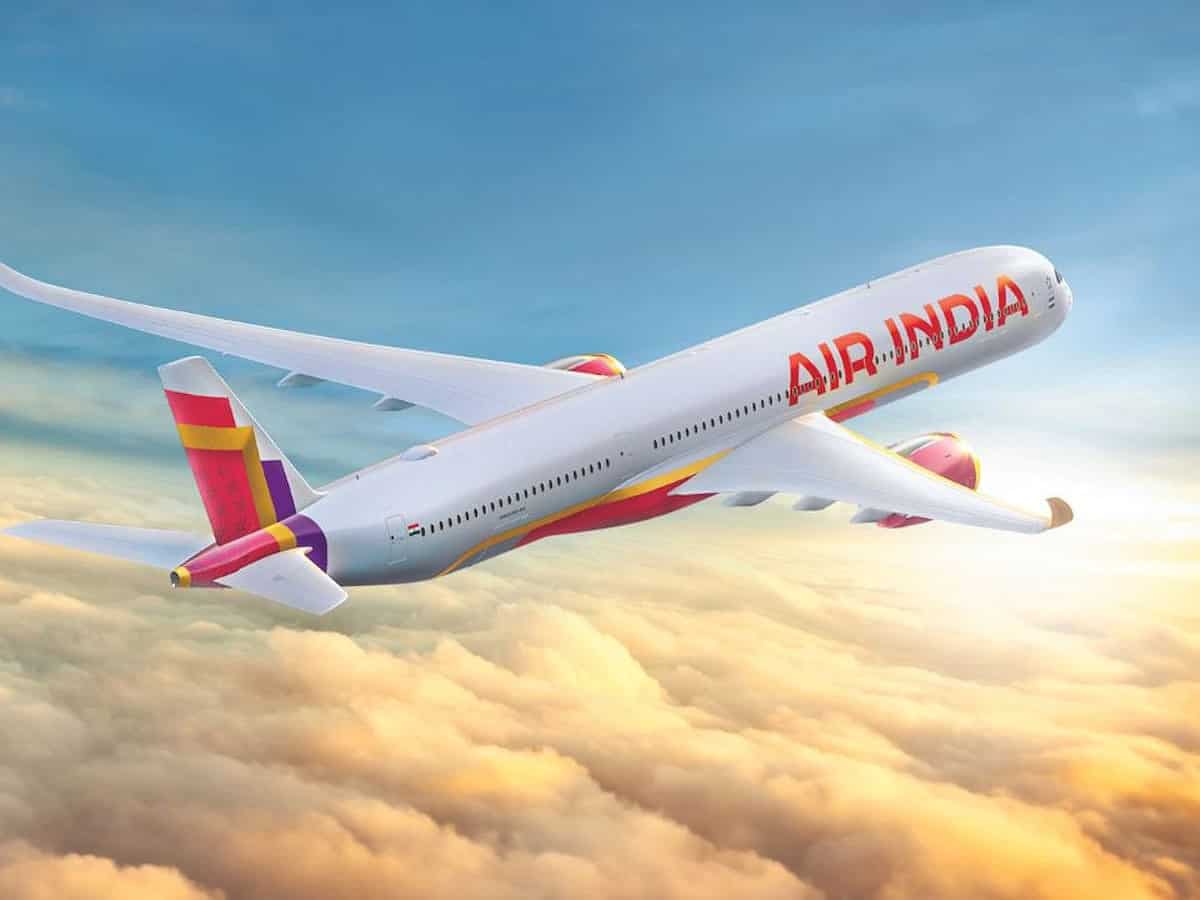 Lisa Ray Vs. Air India: Actress's Complaint And The Airline's Rebuttal Lisa Ray Vs. Air India: Actress's Complaint And The Airline's Rebuttal
