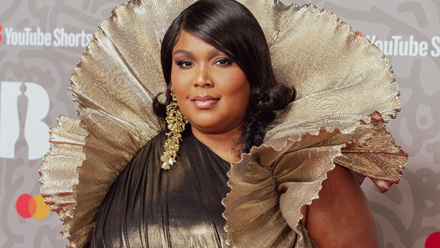 Lizzo Achieves Weight Loss Goal, Celebrates With Dance Video Lizzo Achieves Weight Loss Goal, Celebrates With Dance Video