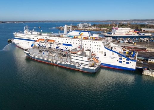 LNG Bunkering For Cruise Ships In Barcelona: Shell's Services And Infrastructure LNG Bunkering For Cruise Ships In Barcelona: Shell's Services And Infrastructure