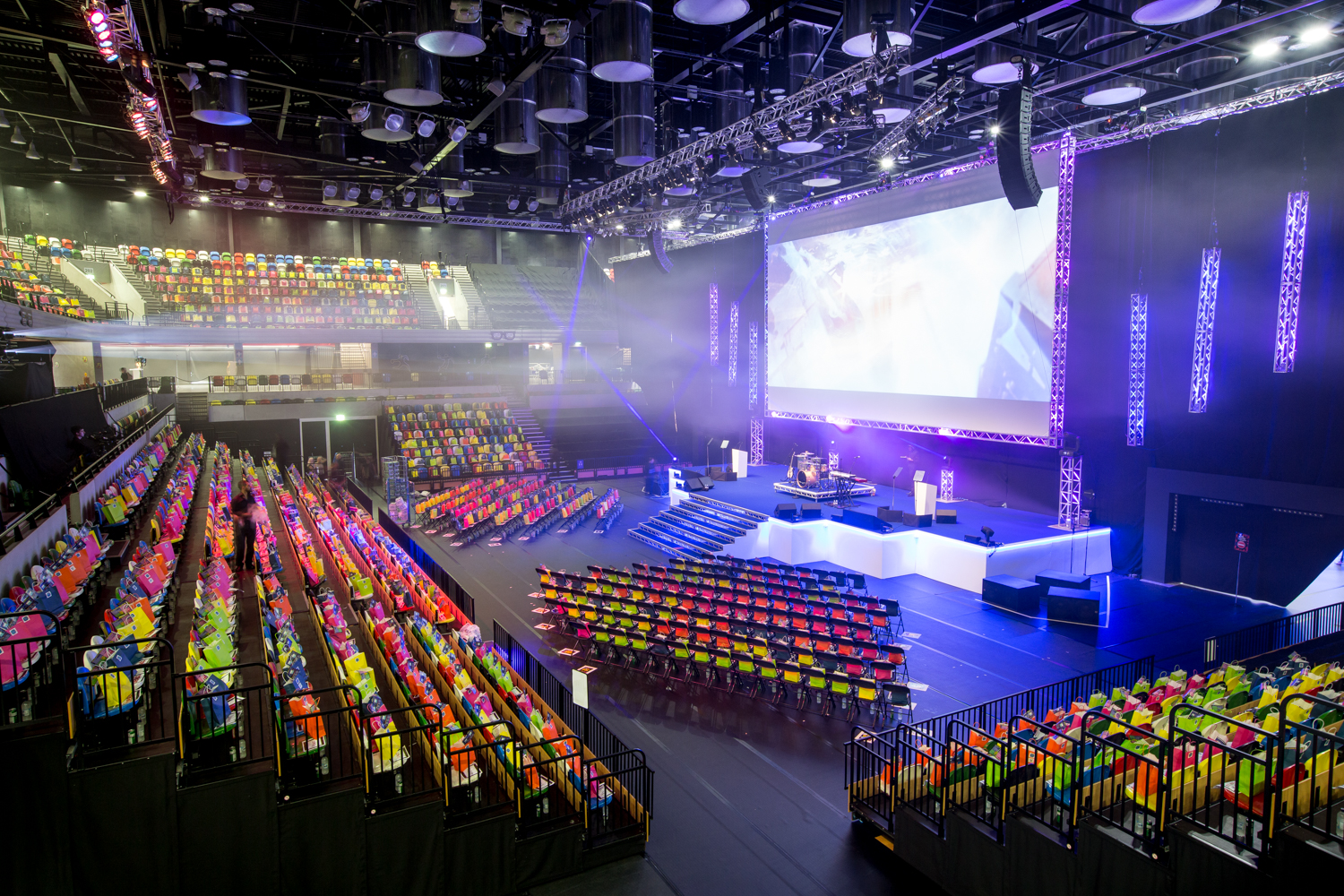 London's Copper Box Arena Hosts House Of Kong Gorillaz Exhibition This Summer London's Copper Box Arena Hosts House Of Kong Gorillaz Exhibition This Summer
