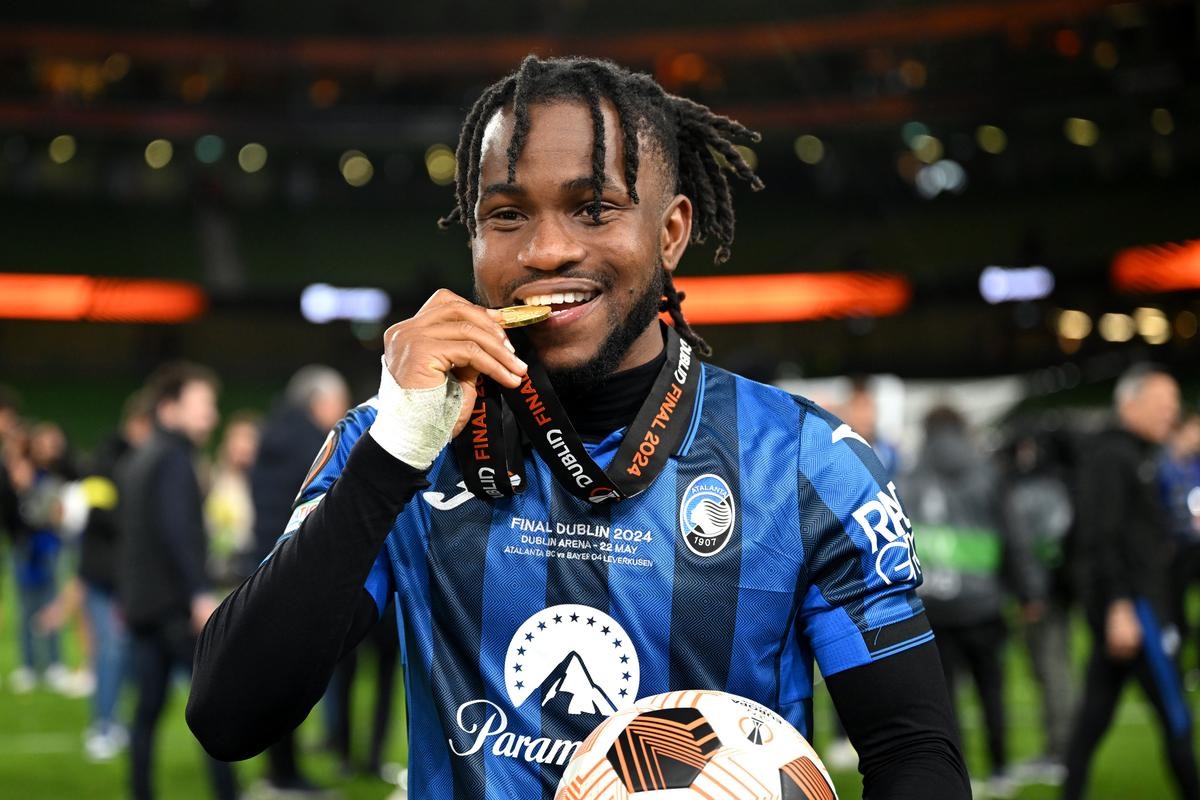 Lookman Transfer Race: Liverpool Face Chelsea Competition Lookman Transfer Race: Liverpool Face Chelsea Competition