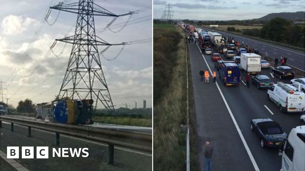 M56 Motorway Crash: Car Overturns, Paramedics Treat Casualty M56 Motorway Crash: Car Overturns, Paramedics Treat Casualty