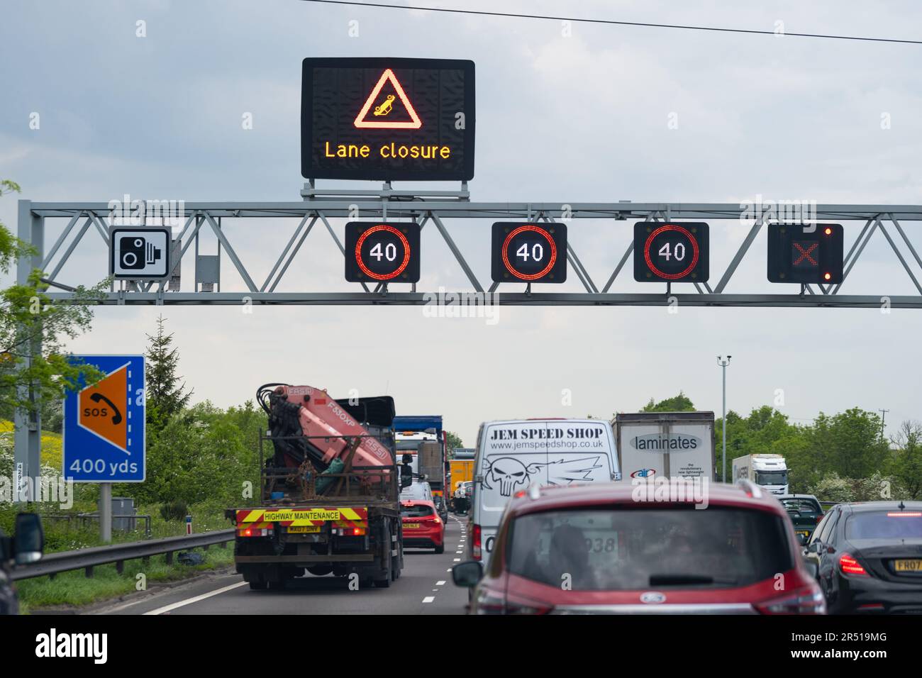 M6 Motorway Closed: Van Accident Leads To Extensive Delays M6 Motorway Closed: Van Accident Leads To Extensive Delays