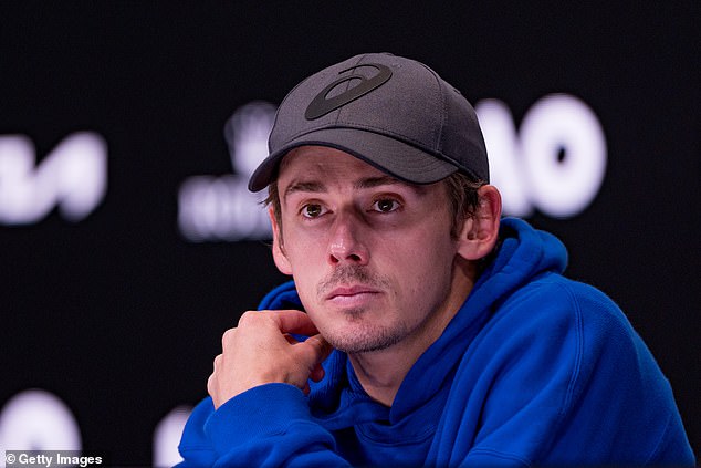 Madrid Open Update: De Minaur's Early Exit And Świątek's Dominant Win Madrid Open Update: De Minaur's Early Exit And Świątek's Dominant Win
