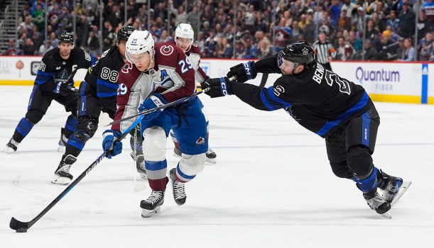 Maple Leafs Secure 2-1 Win Over Avalanche In Hard-Fought Battle Maple Leafs Secure 2-1 Win Over Avalanche In Hard-Fought Battle