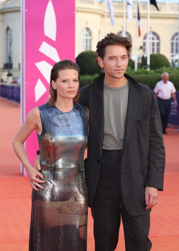 Mélanie Thierry Et Raphaël : Parentalité Et Différence D'âge Entre Les Enfants Mélanie Thierry Et Raphaël : Parentalité Et Différence D'âge Entre Les Enfants
