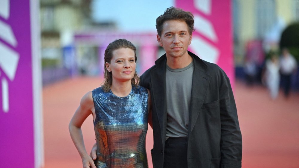 Mélanie Thierry Et Raphaël : Parents De Trois Enfants - Expériences Et Difficultés Mélanie Thierry Et Raphaël : Parents De Trois Enfants - Expériences Et Difficultés