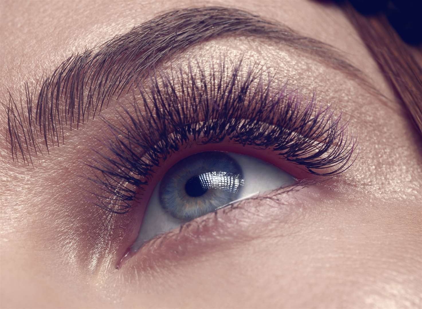 Men Shaving Eyelashes: Reasons And Considerations Men Shaving Eyelashes: Reasons And Considerations