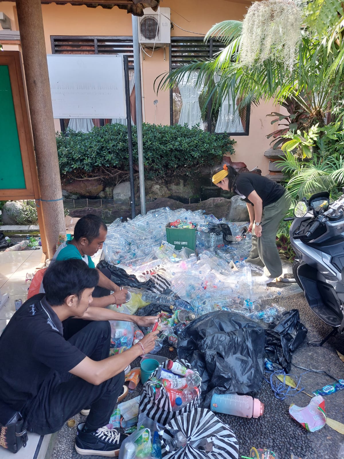 Mengatasi Masalah Sampah Di Bali: Implementasi Persemian Gerakan Bali Bersih Sampah Mengatasi Masalah Sampah Di Bali: Implementasi Persemian Gerakan Bali Bersih Sampah