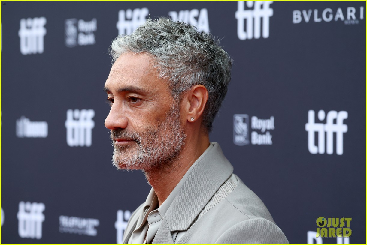 Mia Wasikowska Joins Taika Waititi's New Family Film Mia Wasikowska Joins Taika Waititi's New Family Film