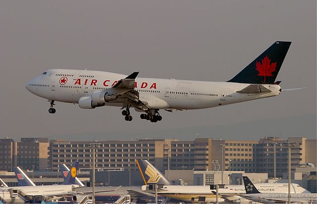 Mid-Flight Emergency: Tokyo-Seattle Flight Diverted After Door Incident Mid-Flight Emergency: Tokyo-Seattle Flight Diverted After Door Incident