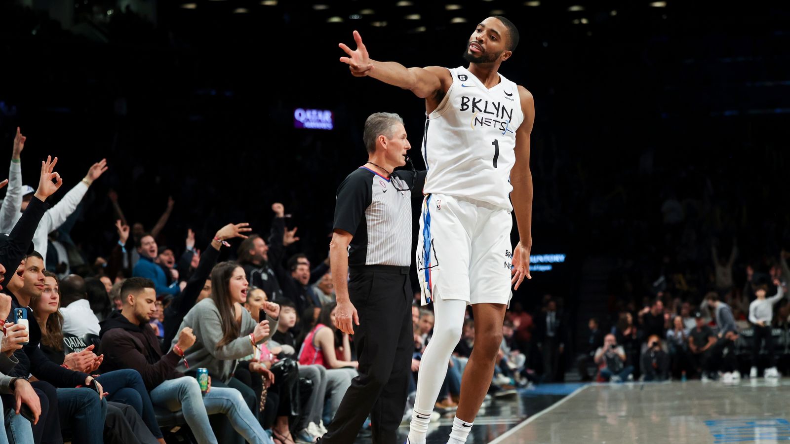 Mike Breen's Playful Jabs At Mikal Bridges' Minute Complaints