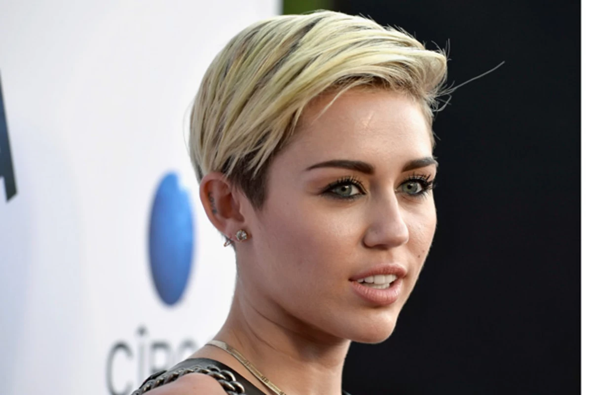 Miley Cyrus And Her Father: Understanding Narcissism And Family Bonds Miley Cyrus And Her Father: Understanding Narcissism And Family Bonds