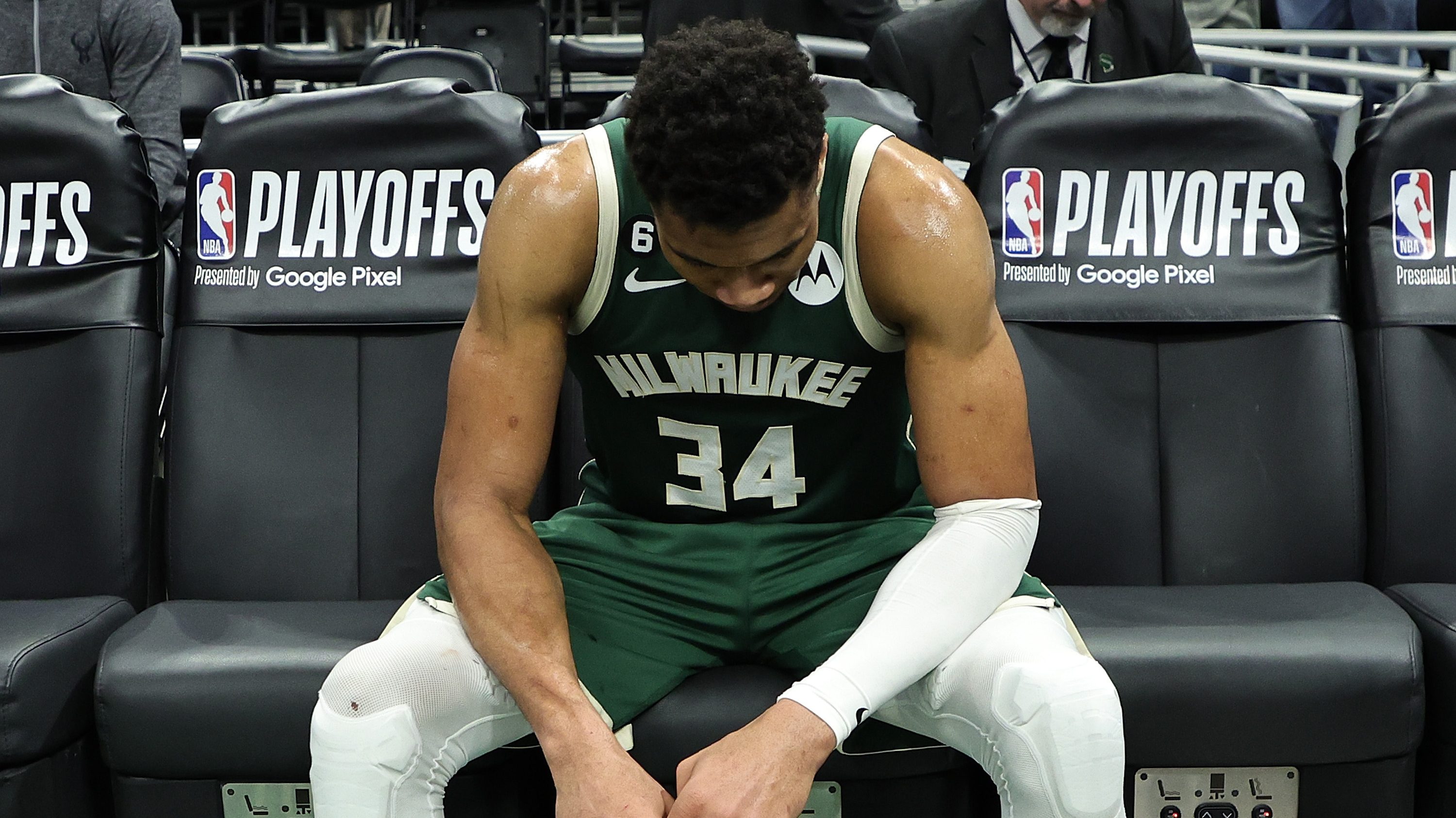 Milwaukee Bucks Loss: Giannis's Handshake And The Aftermath Milwaukee Bucks Loss: Giannis's Handshake And The Aftermath