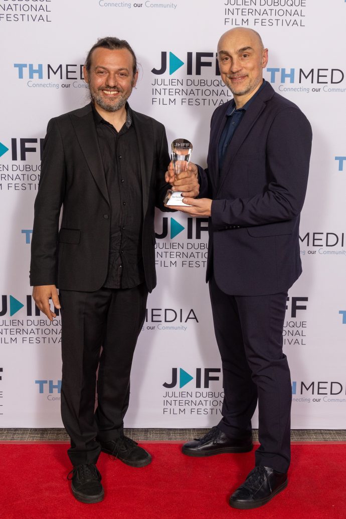 Најтрансформативен Филм: „Лена И Владимир“ На Тони Наумовски Триумфира На Sedona Film Festival Најтрансформативен Филм: „Лена И Владимир“ На Тони Наумовски Триумфира На Sedona Film Festival